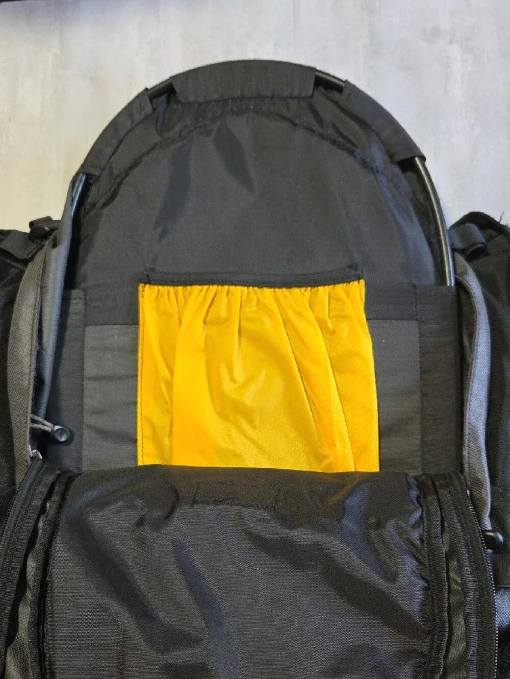 Mountainsmith Technical Trail 2100 Hiking Backpack Black and Gray EUC